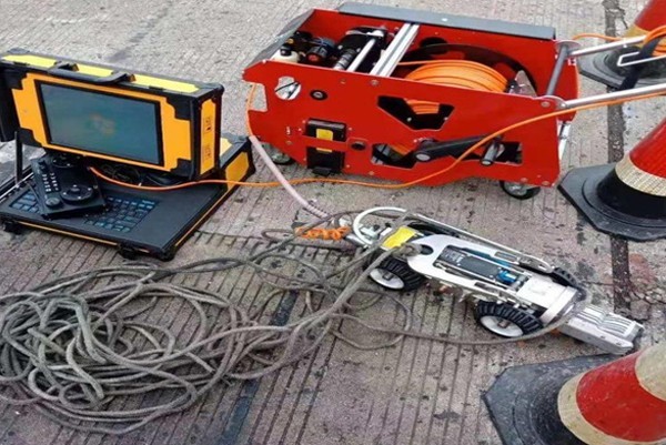 子长CCTV管道检测机器人